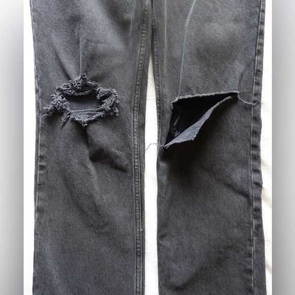 Ultra High Rise 90s Straight Jean - Picture 6 of 7